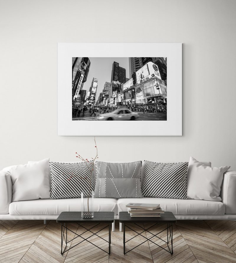 Times Square, Nueva York, blanco y negro por Adolfo Gosálvez. Venta de Fotografía de autor en edición limitada. AG Shop