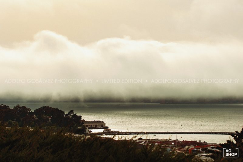Golden Gate oculto tras la niebla, por Adolfo Gosálvez. Venta de Fotografía de autor en edición limitada. AG Shop